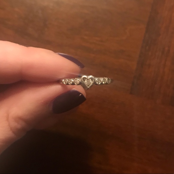 Jewelry - Diamond heart ring